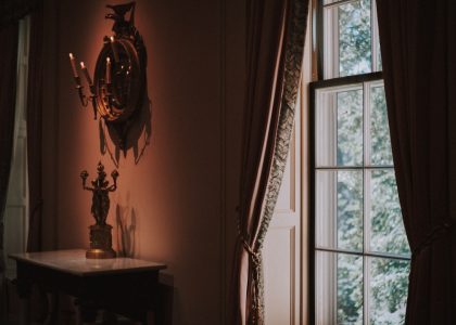 Photo wall sconce