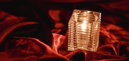 Photo waterproof ribbed glass vanity table lamp